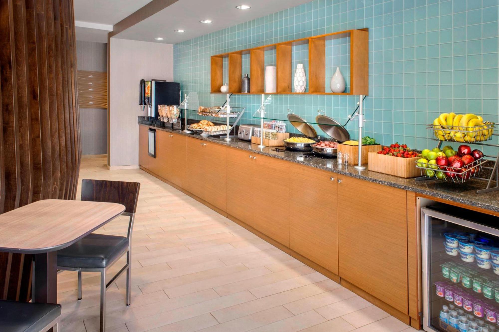Springhill Suites Long Island Brookhaven Bellport Extérieur photo